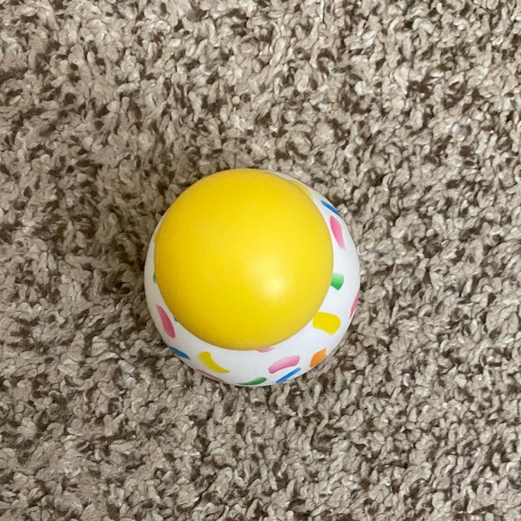 LOVEVERY Tummy Time Wobbler - Picture 3 of 5